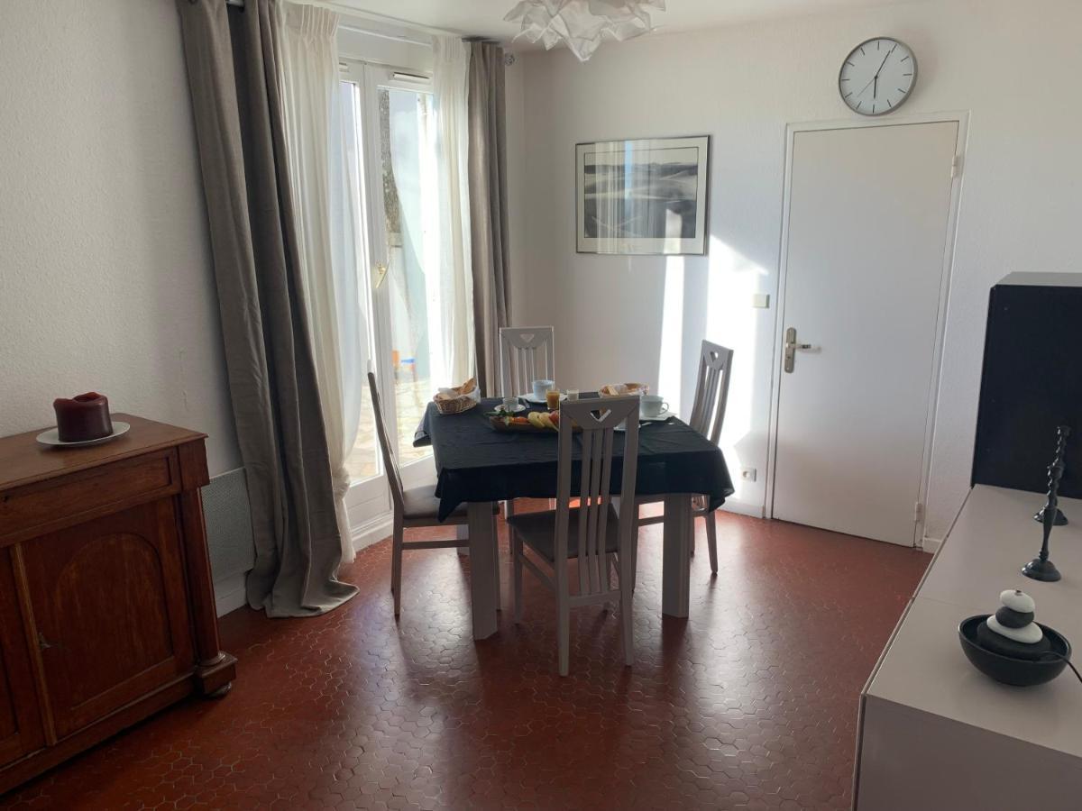 Les Terrasses Des Gardies Bed & Breakfast Pignan Exterior photo